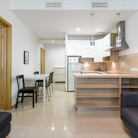 Yourplace Central Apartments كراكوفيا المظهر الخارجي الصورة