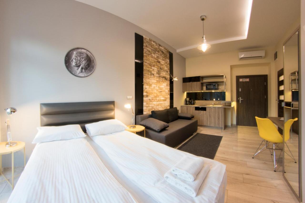 Yourplace Central Apartments كراكوفيا المظهر الخارجي الصورة