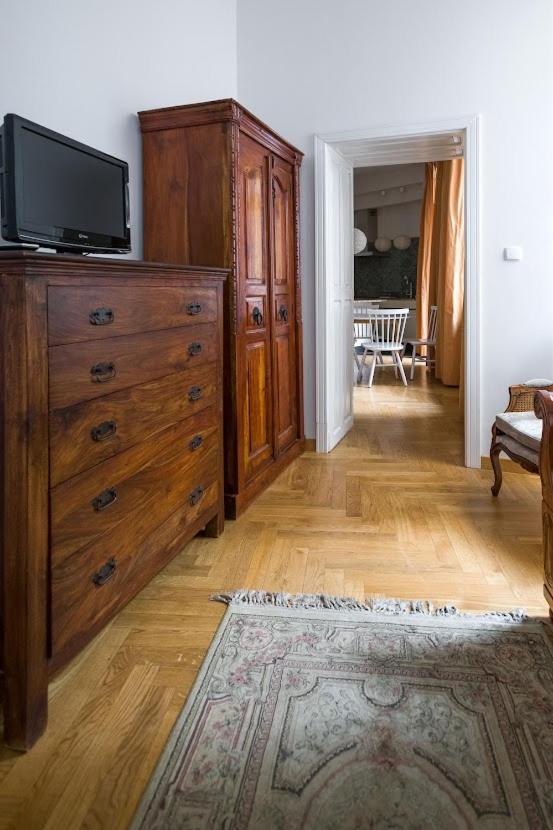 Yourplace Central Apartments كراكوفيا المظهر الخارجي الصورة