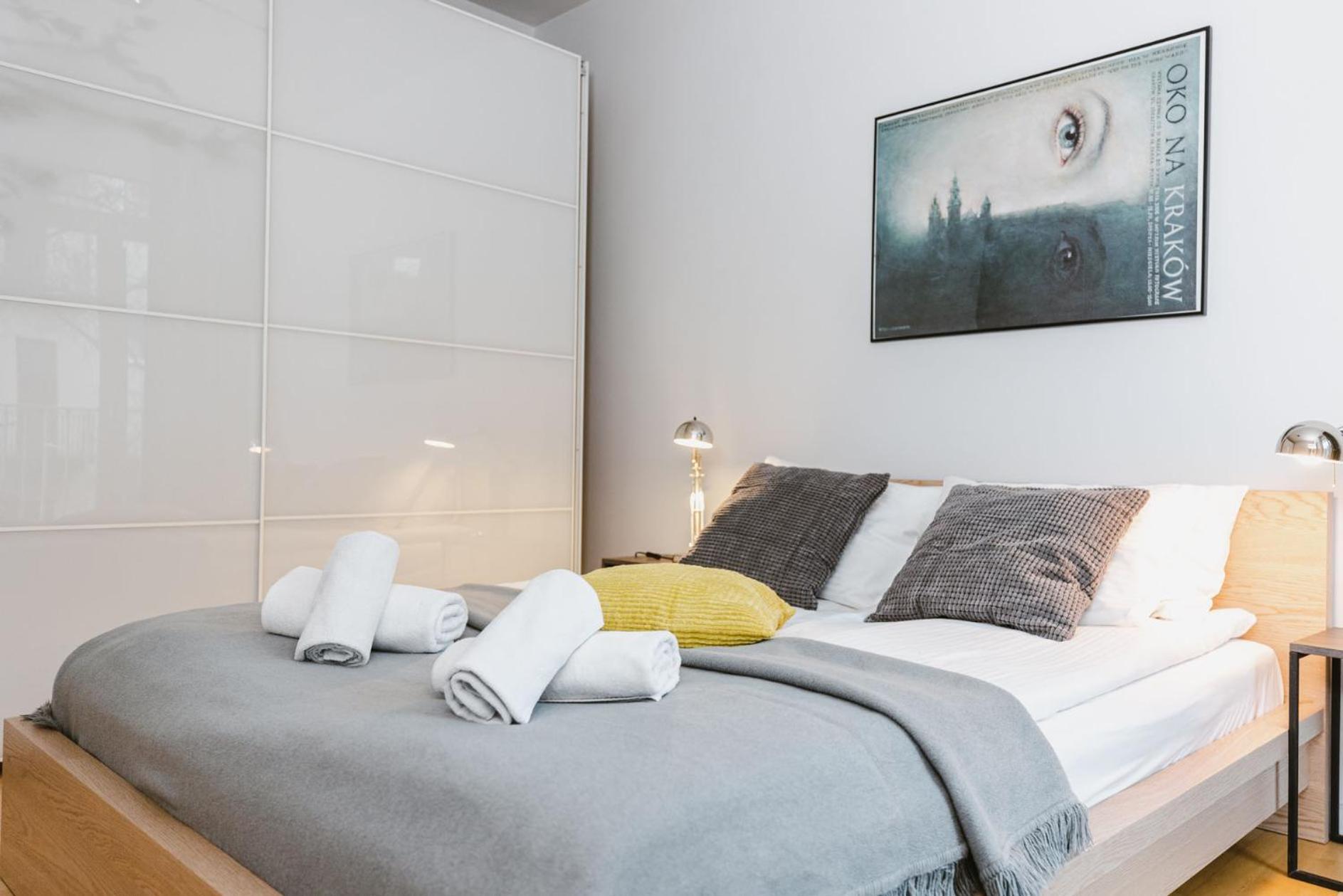 Yourplace Central Apartments كراكوفيا المظهر الخارجي الصورة