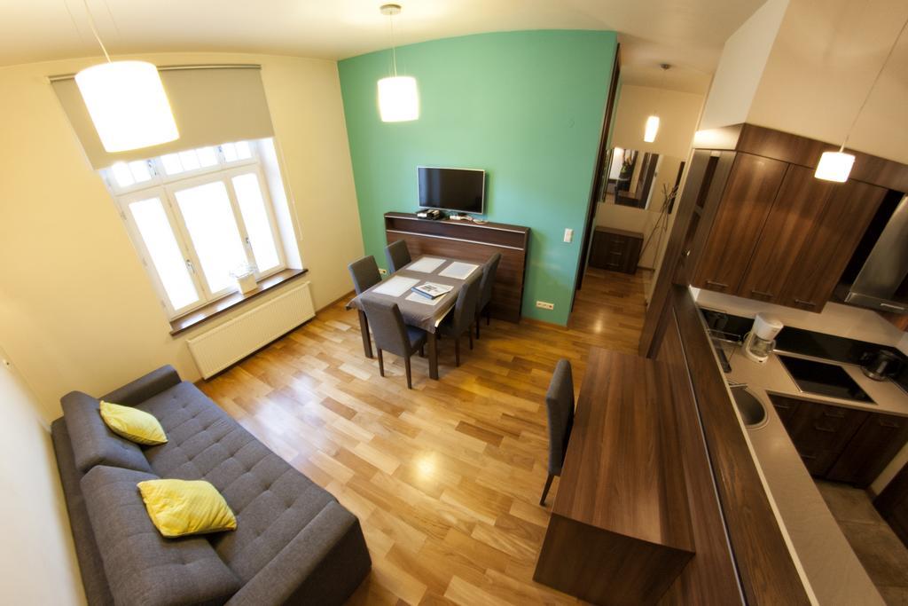 Yourplace Central Apartments كراكوفيا المظهر الخارجي الصورة