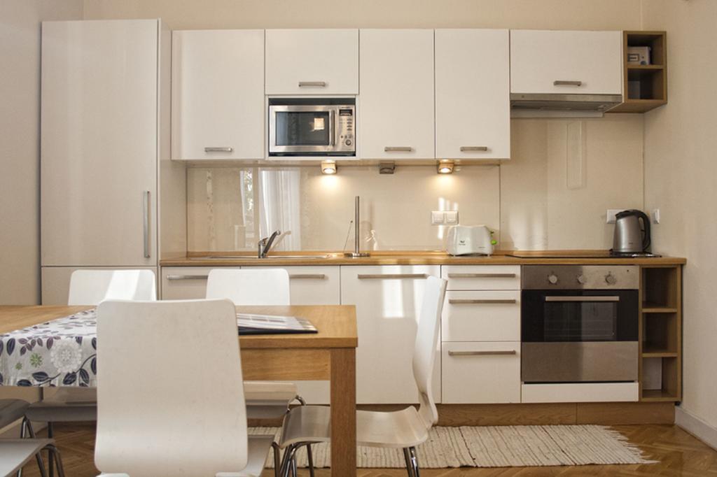 Yourplace Central Apartments كراكوفيا المظهر الخارجي الصورة
