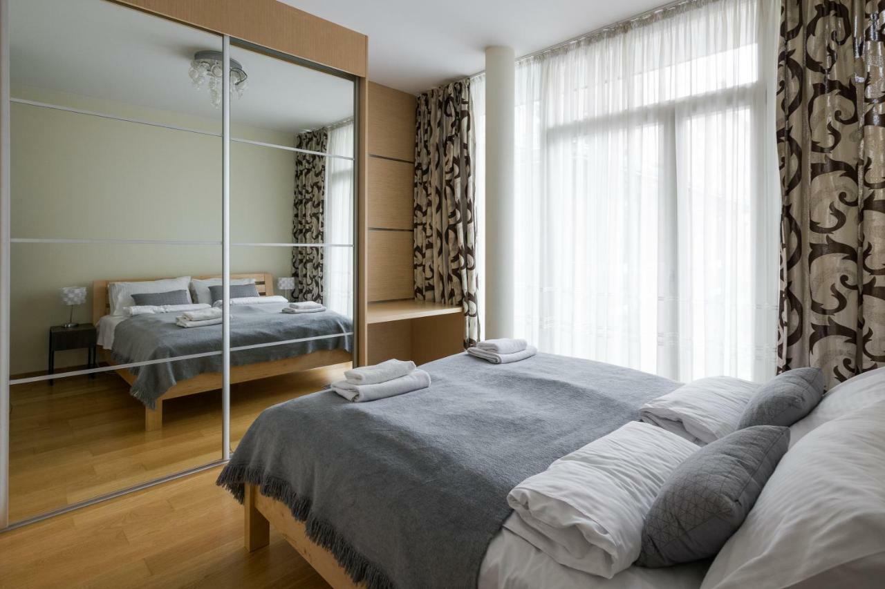 Yourplace Central Apartments كراكوفيا المظهر الخارجي الصورة